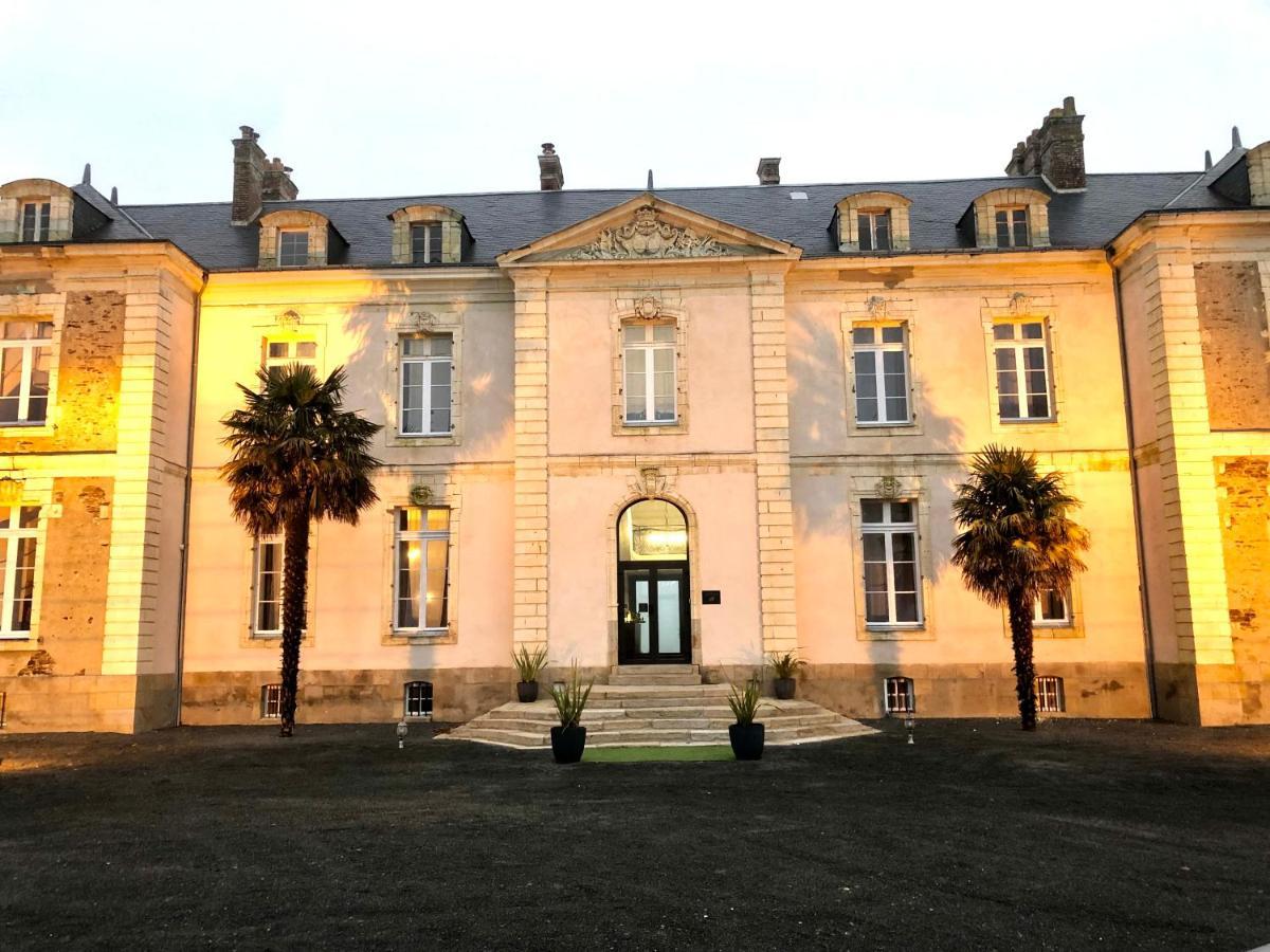 Hotel Particulier Chateau Des Marais Proximite Et Vue Sur Le Lac De Grand Lieu Saint-Philbert-de-Grand-Lieu Kültér fotó