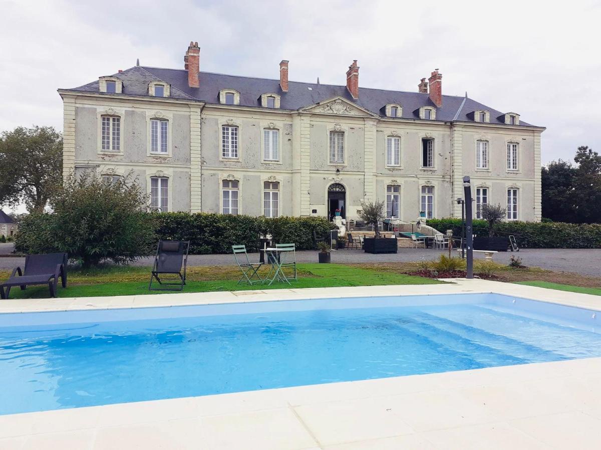 Hotel Particulier Chateau Des Marais Proximite Et Vue Sur Le Lac De Grand Lieu Saint-Philbert-de-Grand-Lieu Kültér fotó